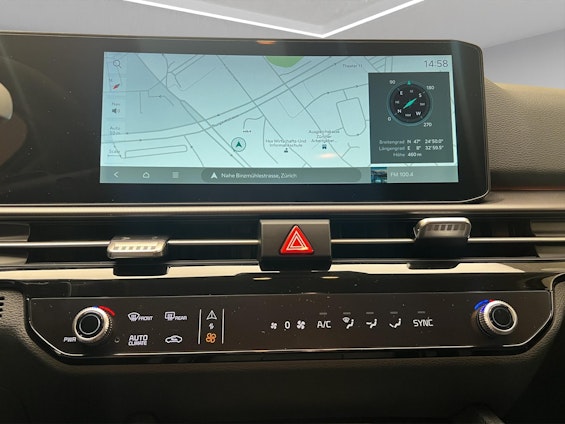 Vehicle image 8 Vehicle image 8