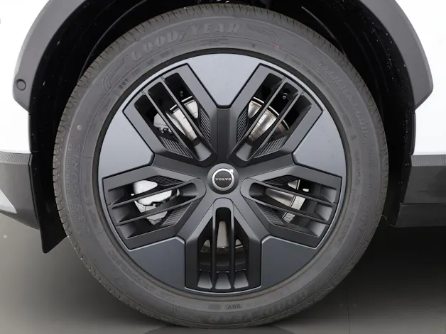 Volvo EX30 CC E60 Twin Performance AWD