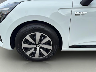 MITSUBISHI COLT 16
