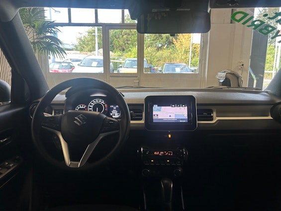 Vehicle image 8