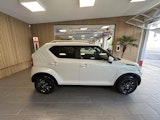 First vehicle image