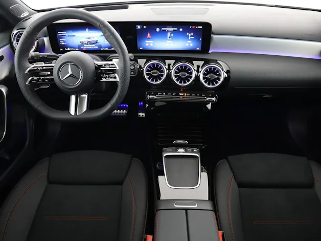 Mercedes-Benz A 200 7G-DCT