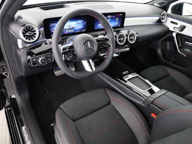 Mercedes-Benz A 200 7G-DCT