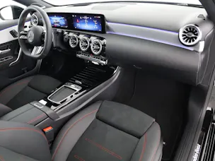 Mercedes-Benz A 200 7G-DCT