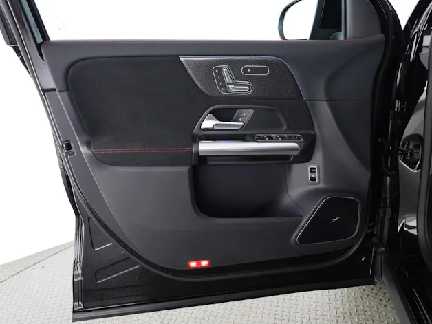 Mercedes-Benz GLA 200 7G-DCT