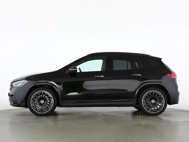Mercedes-Benz GLA 200 7G-DCT