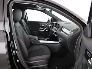 Mercedes-Benz GLA 200 7G-DCT