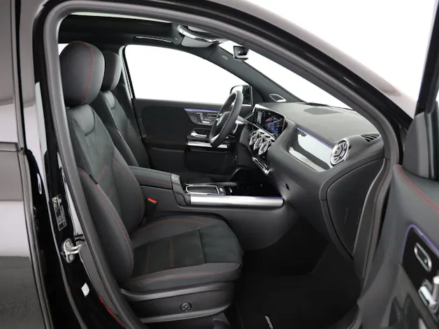 Mercedes-Benz GLA 200 7G-DCT
