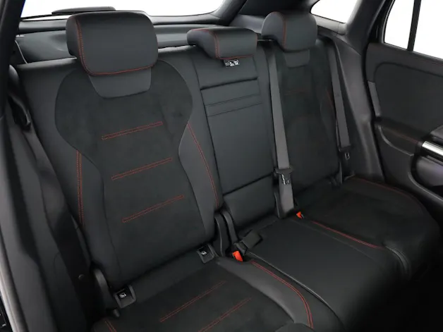 Mercedes-Benz GLA 200 7G-DCT