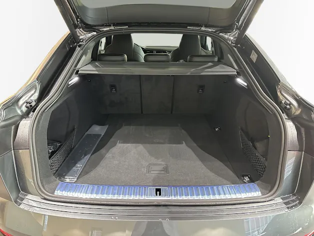 Audi SQ8 Sportback e-tron quattro