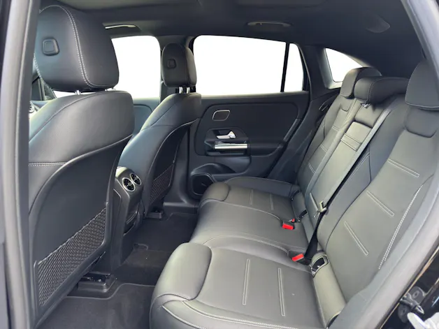 Mercedes-Benz EQA 300 AMG Line 4Matic