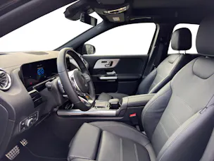 Mercedes-Benz EQA 300 AMG Line 4Matic