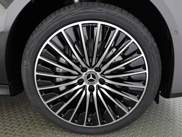 Mercedes-Benz E 220 d T 4Matic 9G-Tronic