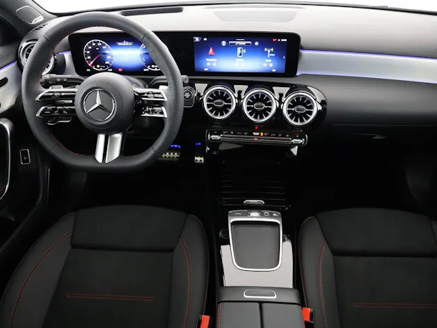 Mercedes-Benz A 250 e EQ Star 8G-DCT