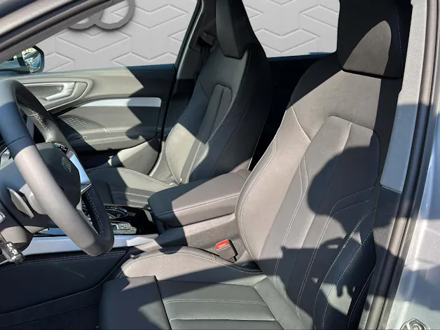 Audi A5 Avant TDI quattro 150 kW Attraction S tronic