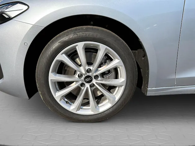 Audi A5 Avant TDI quattro 150 kW Attraction S tronic
