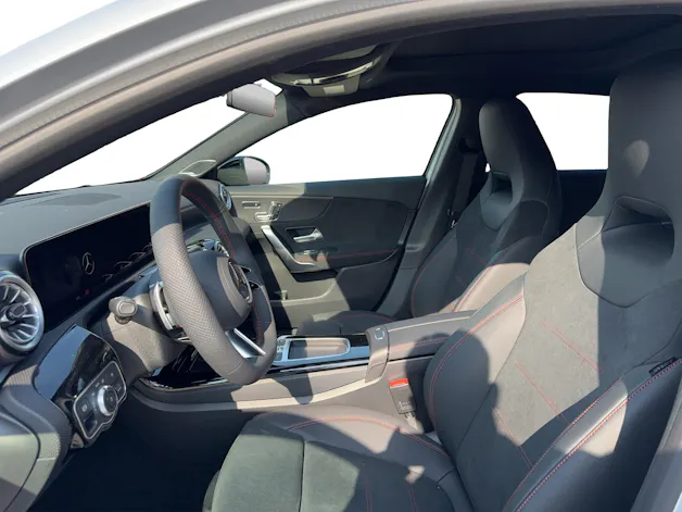 Mercedes-Benz A 220 4Matic 8G-DCT
