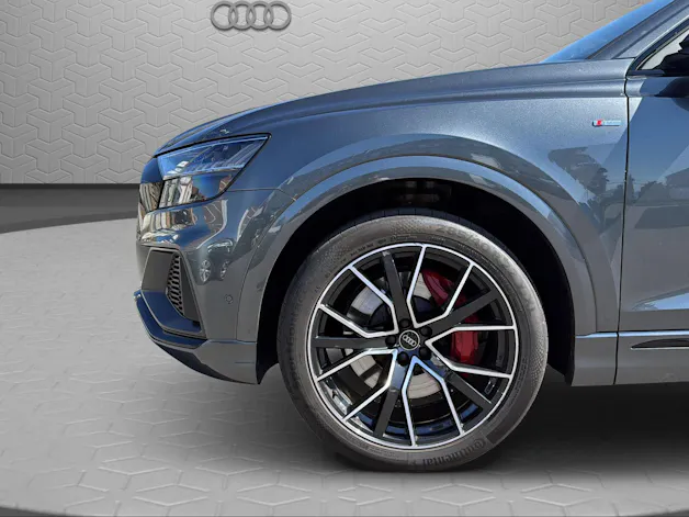 Audi Q8 60 TFSI e quattro PHEV tiptronic
