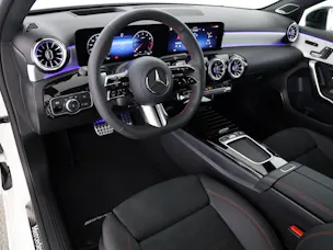 Mercedes-Benz A 200 7G-DCT