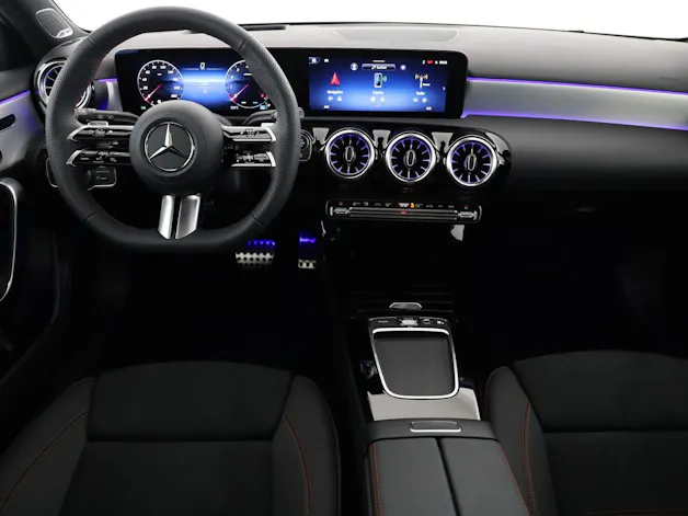 Mercedes-Benz A 200 7G-DCT