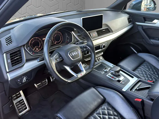 Audi Q5 55 TFSI e sport quattro