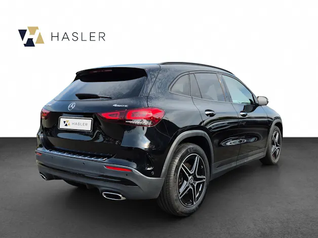 Mercedes-Benz GLA 250 4Matic AMG Line 8G-DCT