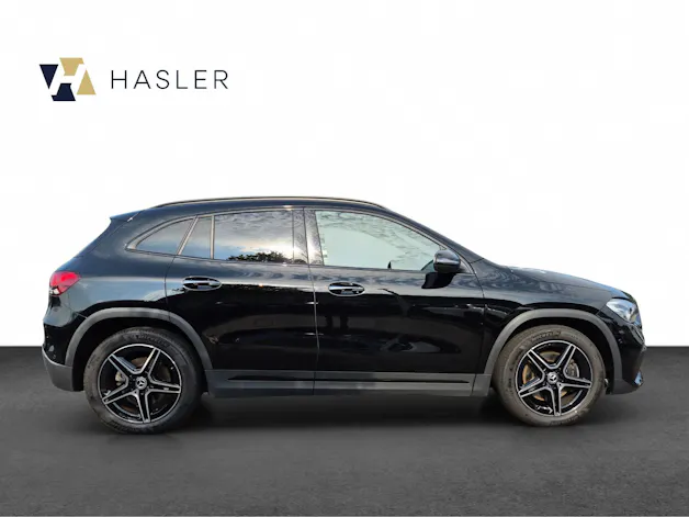 Mercedes-Benz GLA 250 4Matic AMG Line 8G-DCT