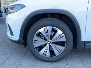 Mercedes-Benz EQA 300 4Matic