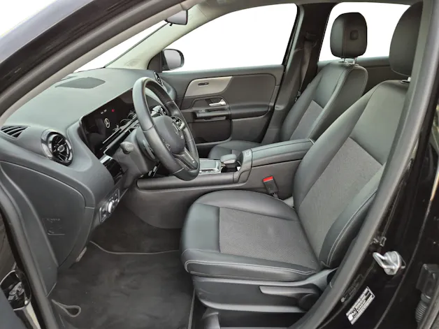 Mercedes-Benz GLA 200 7G-DCT