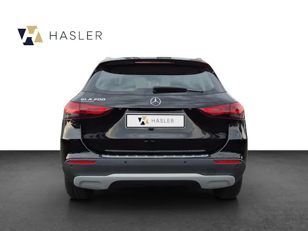 Mercedes-Benz GLA 200 7G-DCT