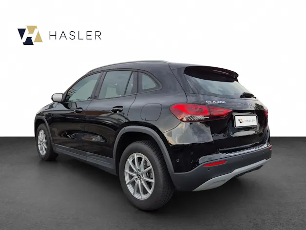Mercedes-Benz GLA 200 7G-DCT