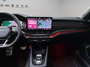 Škoda Octavia Combi 2.0 TSI DSG RS