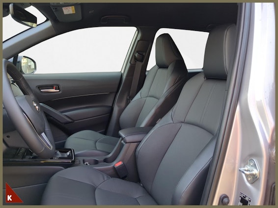 Vehicle image 8 Vehicle image 8