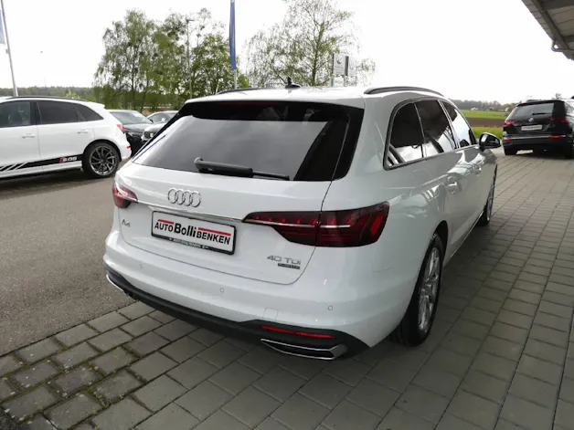Audi A4 Avant 2.0 40 TDI Attraction quattro S-Tronic