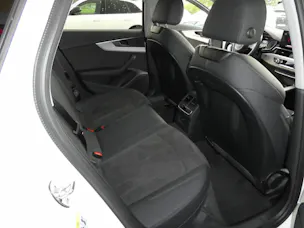Audi A4 Avant 2.0 40 TDI Attraction quattro S-Tronic