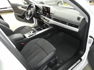 Audi A4 Avant 2.0 40 TDI Attraction quattro S-Tronic