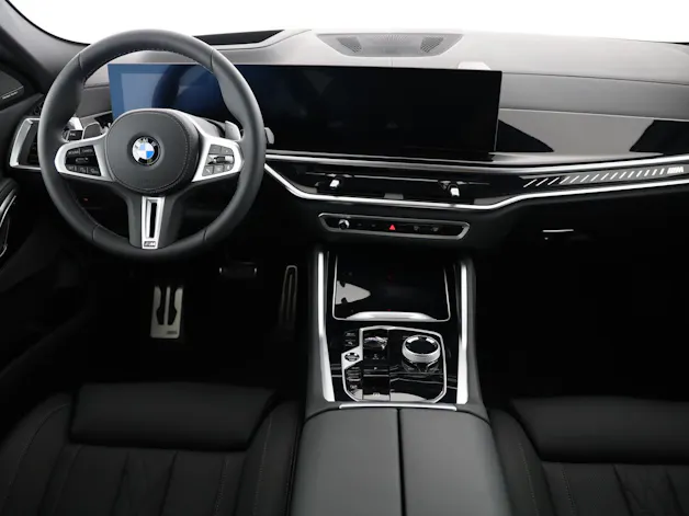 BMW X6 M60i