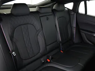 BMW X6 M60i
