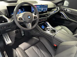 BMW X6 M60i