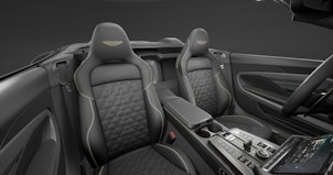 Vehicle image ASTON MARTIN Vanquish Volante 5.2 V12 Bi-Turbo