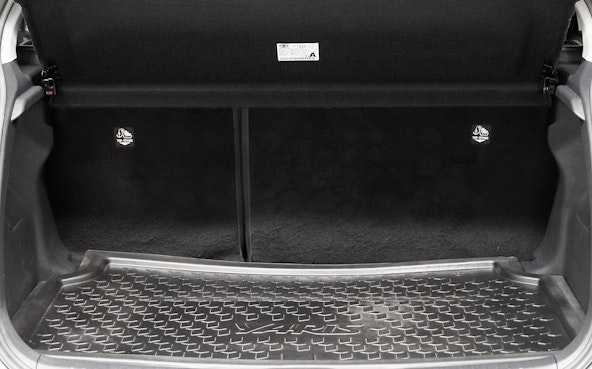 Vehicle image 14 Vehicle image 14