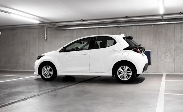 Vehicle image 6 Vehicle image 6