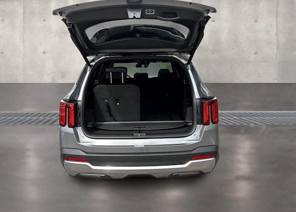 Vehicle image 3 Vehicle image 3