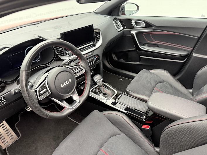 Vehicle image KIA CEED