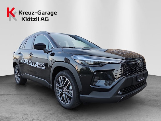 First vehicle image