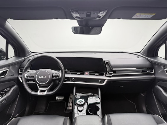 Vehicle image 8 Vehicle image 8