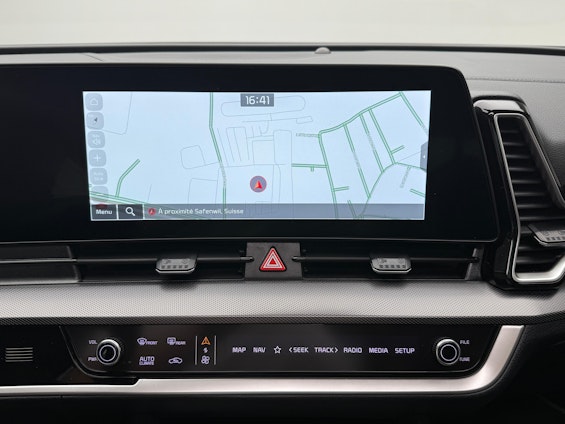 Vehicle image 9 Vehicle image 9