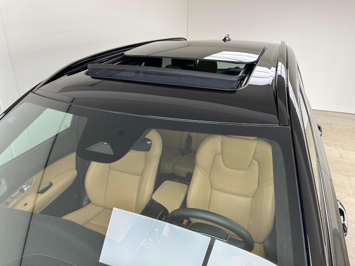 Vehicle image VOLVO XC90