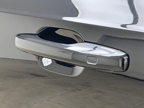 Vehicle image VOLVO XC90 2.0 T8 TE Ultimate Dark 7P. eAWD / ab 3,9% Leasing inkl. 1 Jahr Protect Autoversicherung