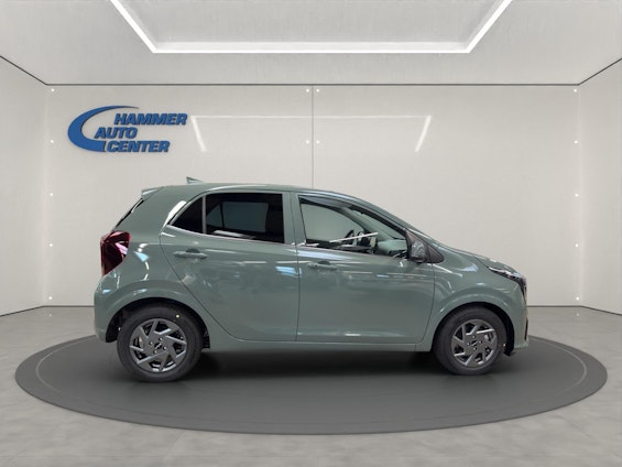 Vehicle image 2 Vehicle image 2